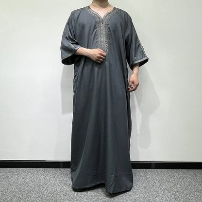 Thobe Dubaï Homme – Abaya Élégante, Couleur Unie, Qualité Premium